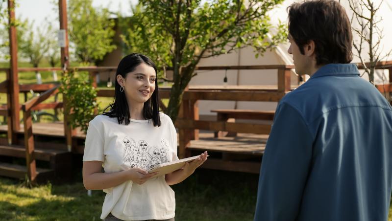 Iubire cu parfum de lavandă, rezumat episoade 31, 32 și 33, 21 noiembrie 2025. Chanela îi face concurență Lăcrămioarei la primărie