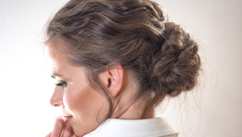 Coc jos cu aer dezordonat