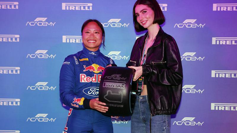 Vezi acum calificările din Formula 1™ pentru Marele Premiu din Las Vegas. Lupta pentru pole e LIVE în AntenaPLAY și pe Antena 3CNN