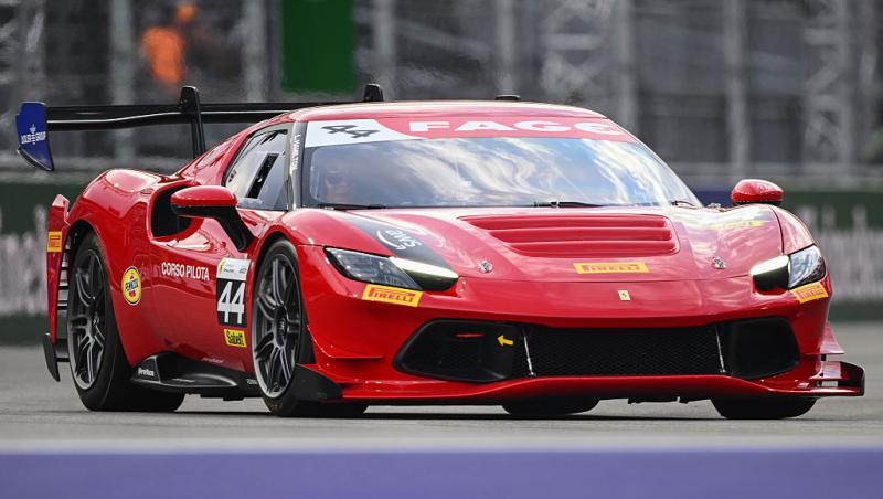 Urmărește acum cursa din Formula 1™ pentru Marele Premiu din Las Vegas. Spectacolul este LIVE pe Antena 3 CNN și în AntenaPLAY