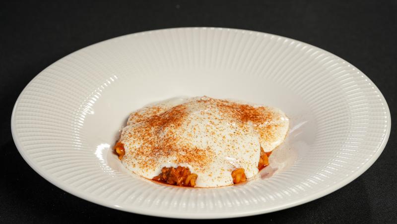 Chefi la cuțite, 24 noiembrie 2025. Ce preparate speciale i-au cucerit pe jurați și i-au trimis pe concurenți direct în bootcamp