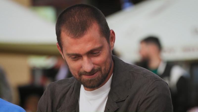 Chefi la cuțite, 24 noiembrie 2025. Ce chef a câștigat amuleta din Piața Sfatului din Brașov. Gabi Tamaș a dat un verdict dificil