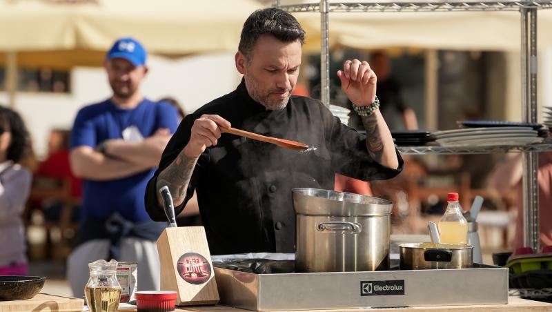 Chefi la cuțite, 24 noiembrie 2025. Ce chef a câștigat amuleta din Piața Sfatului din Brașov. Gabi Tamaș a dat un verdict dificil