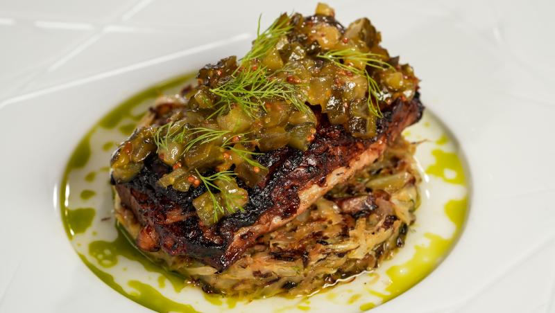 Chefi la cuțite, 24 noiembrie 2025. Ce chef a câștigat amuleta din Piața Sfatului din Brașov. Gabi Tamaș a dat un verdict dificil