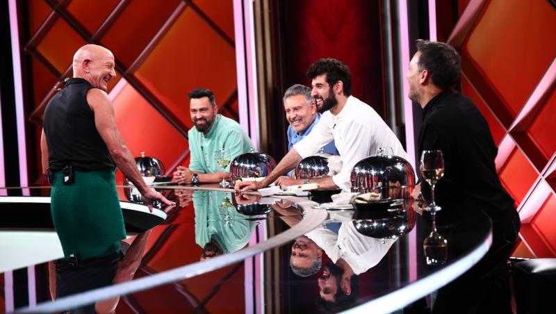 Chefi la cuțite, 24 noiembrie 2025. Cine a câștigat cuțitul de argint al prieteniei. Ce chef l-a oferit: „Rihanna mă urmărește!”