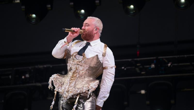 Sam Smith a suferit o liposucție la 13 ani, după ce a fost victima hărțuirii „brutale” la școală: „A fost un iad”. Ce a dezvăluit