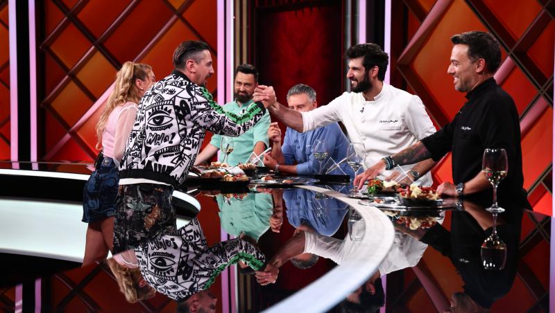 Chefi la cuțite, 25 noiembrie 2025. Eliza și Cosmin Natanticu, prima surpriză a serii. Ce au preparat și câte cuțite au primit