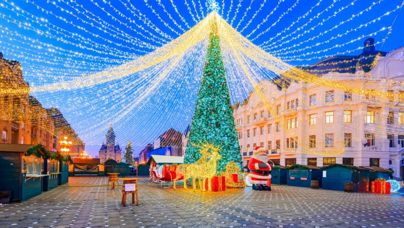 Zilele libere din luna decembrie 2025. Când se pot bucura angajații și elevii de minivacanțe legale