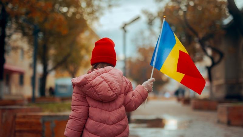 Zilele libere din luna decembrie 2025. Când se pot bucura angajații și elevii de minivacanțe legale