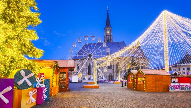 Zilele libere din luna decembrie 2025. Când se pot bucura angajații și elevii de minivacanțe legale