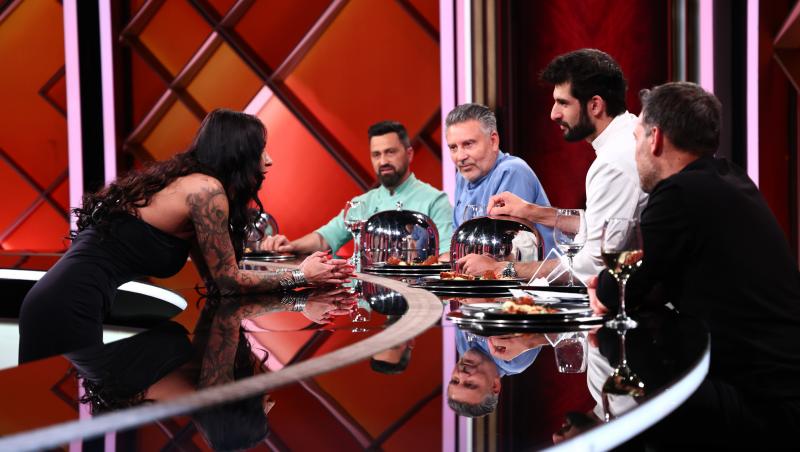 Chefi la cuțite, 26 noiembrie 2025. Chef Ștefan Popescu a oferit cuțitul de aur! Cine l-a primit și cine s-a făcut remarcat astăzi