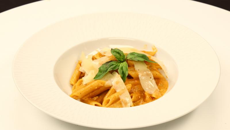 Chefi la cuțite, 26 noiembrie 2025. Chef Ștefan Popescu a oferit cuțitul de aur! Cine l-a primit și cine s-a făcut remarcat astăzi