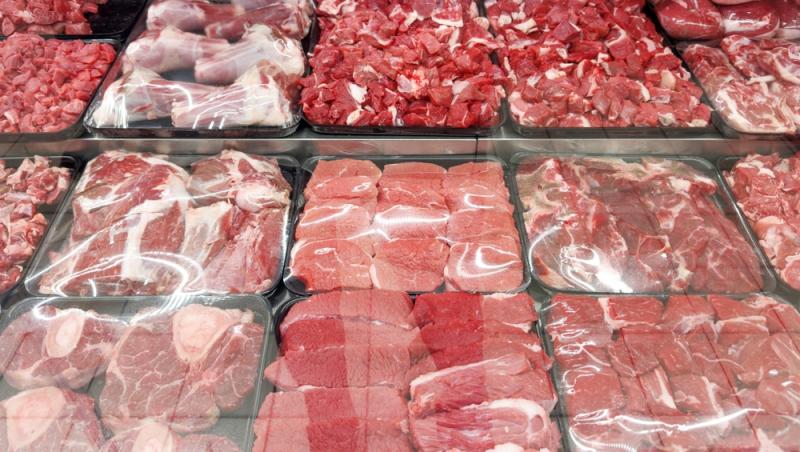 Cum verifici carnea de porc pentru masa de Crăciun. Recomandările inspectorilor sanitari pentru clienții magazinelor