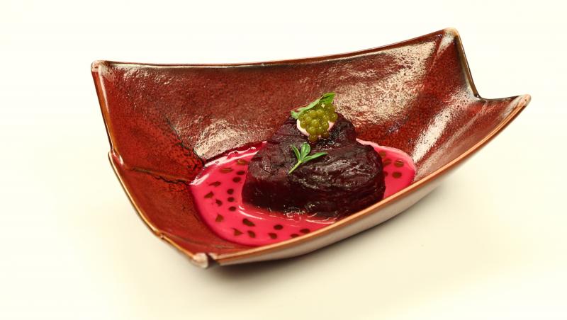 Cine e Tal Berkovich, cuțitul de aur al lui Chef Ștefan Popescu. Ce boală autoimună a făcut-o să descopere lumea gastronomiei