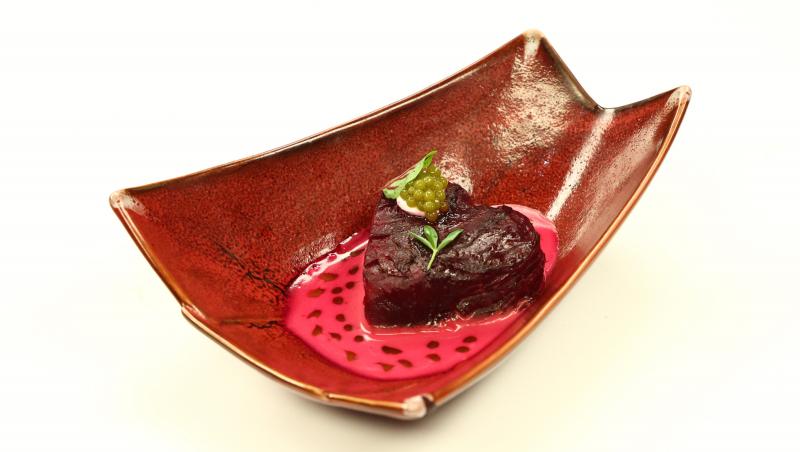 Cine e Tal Berkovich, cuțitul de aur al lui Chef Ștefan Popescu. Ce boală autoimună a făcut-o să descopere lumea gastronomiei