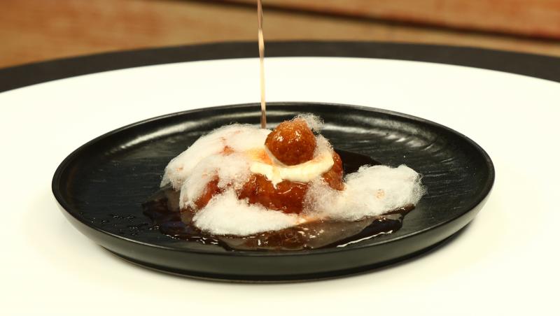 Cine e Tal Berkovich, cuțitul de aur al lui Chef Ștefan Popescu. Ce boală autoimună a făcut-o să descopere lumea gastronomiei