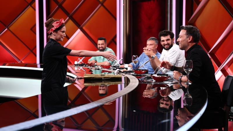 Cine e Tal Berkovich, cuțitul de aur al lui Chef Ștefan Popescu. Ce boală autoimună a făcut-o să descopere lumea gastronomiei