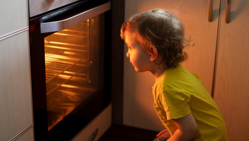 Desertul copilăriei în postul Crăciunului. Cum să prepari mere umplute cu nucă în cel mai scurt timp