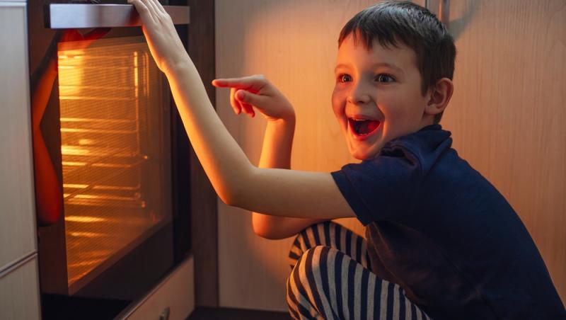 Desertul copilăriei în postul Crăciunului. Cum să prepari mere umplute cu nucă în cel mai scurt timp