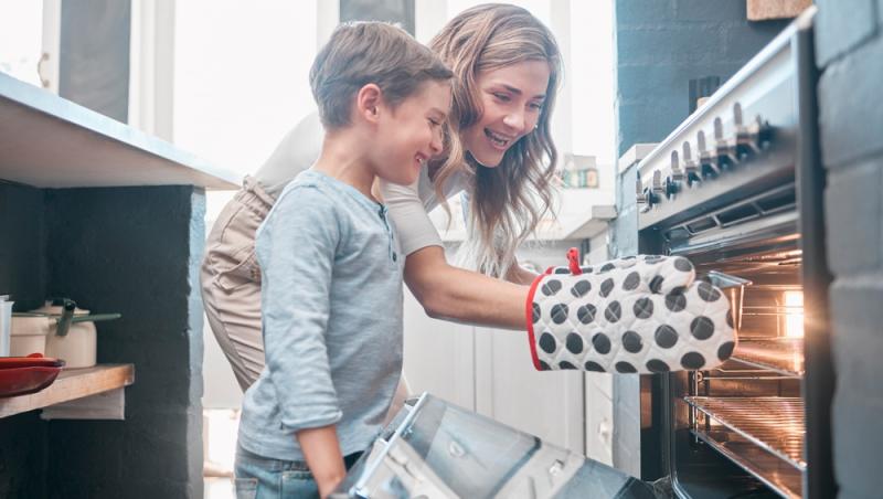 Desertul copilăriei în postul Crăciunului. Cum să prepari mere umplute cu nucă în cel mai scurt timp