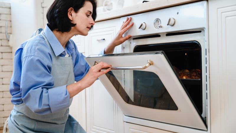 Desertul copilăriei în postul Crăciunului. Cum să prepari mere umplute cu nucă în cel mai scurt timp