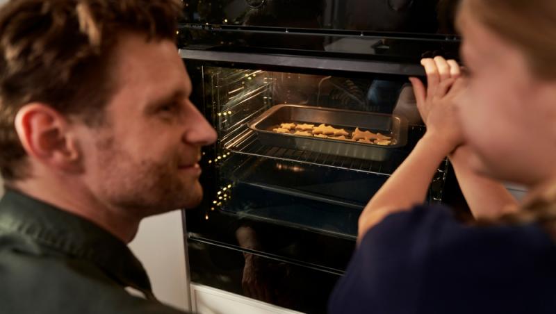 Desertul copilăriei în postul Crăciunului. Cum să prepari mere umplute cu nucă în cel mai scurt timp