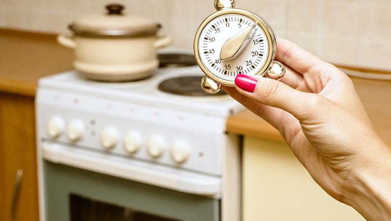 Desertul copilăriei în postul Crăciunului. Cum să prepari mere umplute cu nucă în cel mai scurt timp