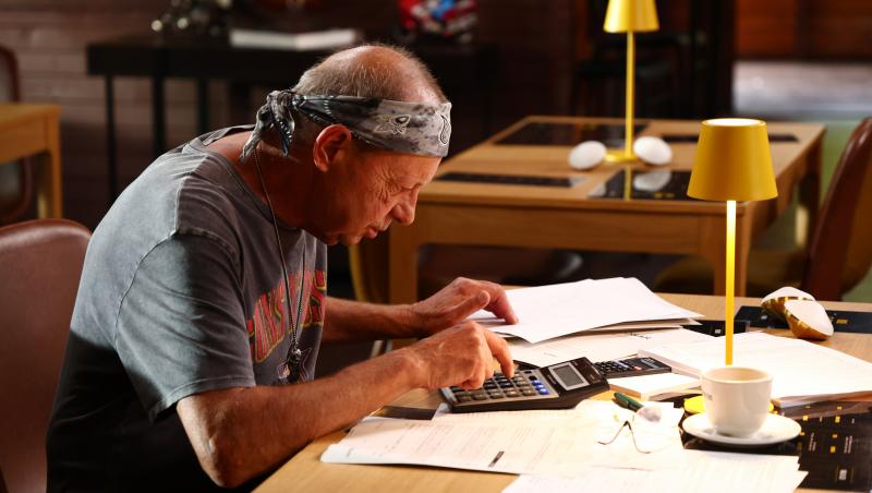 Ana, Mi-ai fost scrisă în ADN, 27 noiembrie 2025. Alexandru tulbură apele în casa Alexiei. Sandra și Constance fac un pact