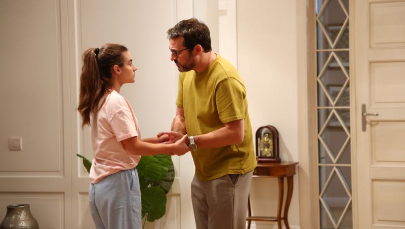 Ana, Mi-ai fost scrisă în ADN, 27 noiembrie 2025. Alexandru tulbură apele în casa Alexiei. Sandra și Constance fac un pact