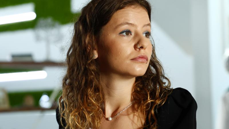 Ana, Mi-ai fost scrisă în ADN, 27 noiembrie 2025. Alexandru tulbură apele în casa Alexiei. Sandra și Constance fac un pact