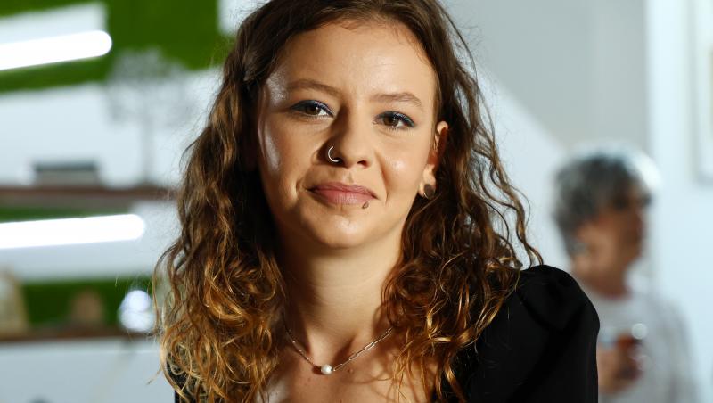 Ana, Mi-ai fost scrisă în ADN, 27 noiembrie 2025. Alexandru tulbură apele în casa Alexiei. Sandra și Constance fac un pact