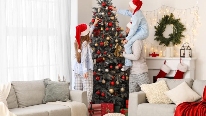 În ce zile din luna decembrie este bine să împodobești bradul. Este modul în care poți atrage prosperitatea și liniștea în familie