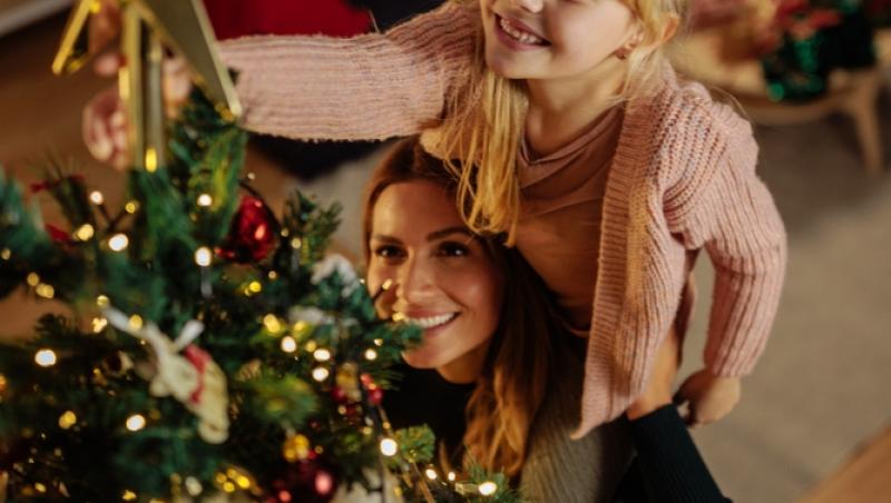 În ce zile din luna decembrie este bine să împodobești bradul. Este modul în care poți atrage prosperitatea și liniștea în familie