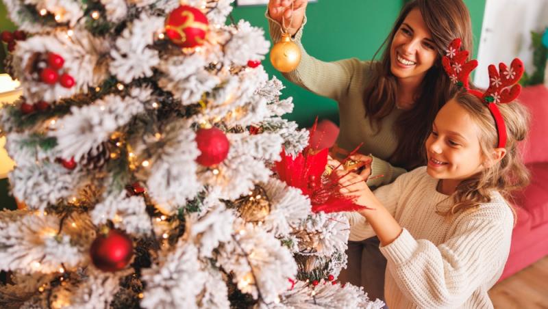 În ce zile din luna decembrie este bine să împodobești bradul. Este modul în care poți atrage prosperitatea și liniștea în familie