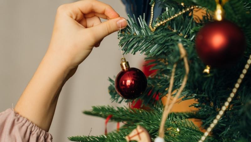 În ce zile din luna decembrie este bine să împodobești bradul. Este modul în care poți atrage prosperitatea și liniștea în familie