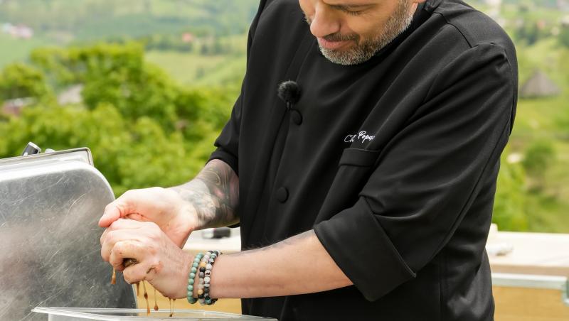 Chefi la cuțite, 30 noiembrie 2025. Chef Richard a adăugat încă o amuletă în portofoliu. Ce concurenți intră în lupta din bootcamp