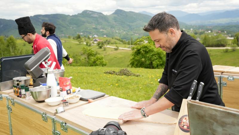 Chefi la cuțite, 30 noiembrie 2025. Chef Richard a adăugat încă o amuletă în portofoliu. Ce concurenți intră în lupta din bootcamp