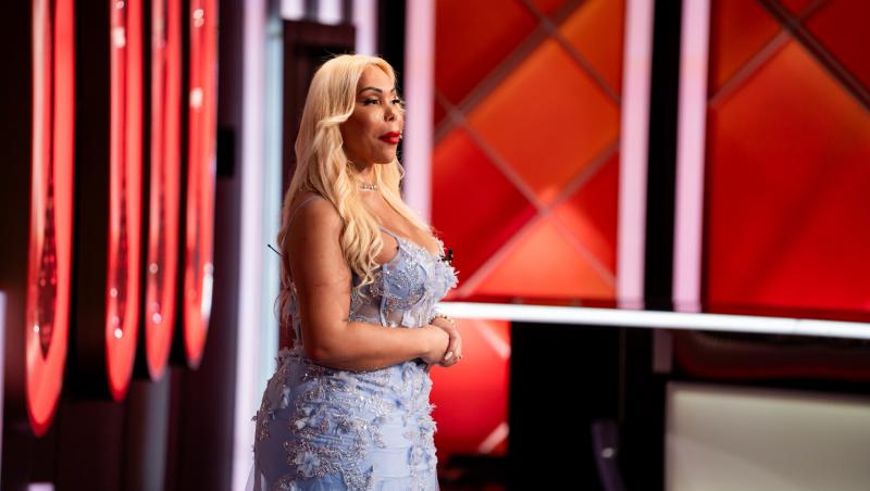 Chefi la cuțite, 30 noiembrie 2025. Suellen Carey s-a căsătorit și a divorțat de ea însăși. Un chef a refuzat să guste mâncarea ei