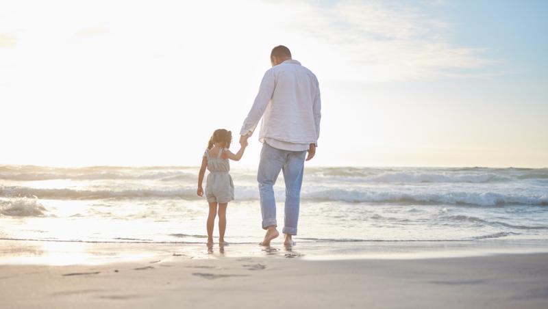 Fotografia care a înduioșat românii. Care este povestea din spatele imaginii de familie