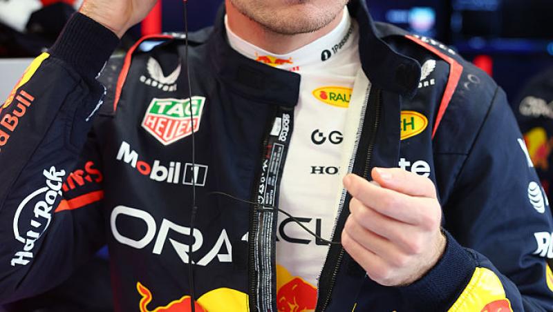 Vezi acum calificările din Formula 1™ pentru Marele Premiu din Qatar. Bătălia pentru pole e LIVE în AntenaPLAY și pe Antena 3 CNN