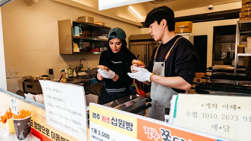 Asia Express sezonul 8, 3 noiembrie 2025. Echipele s-au reunit. Cine a ajuns pe primul loc la Irina Fodor. Ce veste au primit