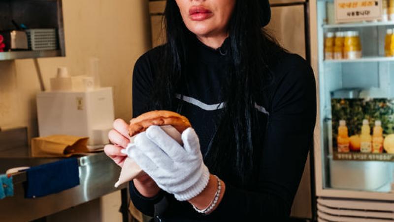 Asia Express sezonul 8, 3 noiembrie 2025. Echipele s-au reunit. Cine a ajuns pe primul loc la Irina Fodor. Ce veste au primit