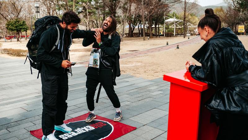 Asia Express sezonul 8, 3 noiembrie 2025. Echipele s-au reunit. Cine a ajuns pe primul loc la Irina Fodor. Ce veste au primit