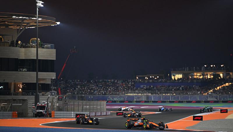 Cursa din Formula 1™ pentru Marele Premiu din Qatar a fost pe Antena 3 CNN și în AntenaPLAY. Max Verstappen a câștigat pe Lusail
