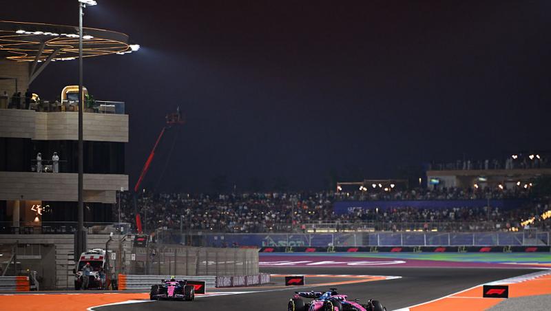 Cursa din Formula 1™ pentru Marele Premiu din Qatar a fost pe Antena 3 CNN și în AntenaPLAY. Max Verstappen a câștigat pe Lusail