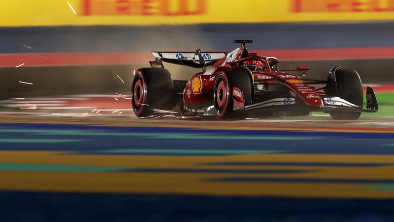 Urmărește acum cursa din Formula 1™ pentru Marele Premiu din Qatar. Spectacolul este LIVE pe Antena 3 CNN și în AntenaPLAY