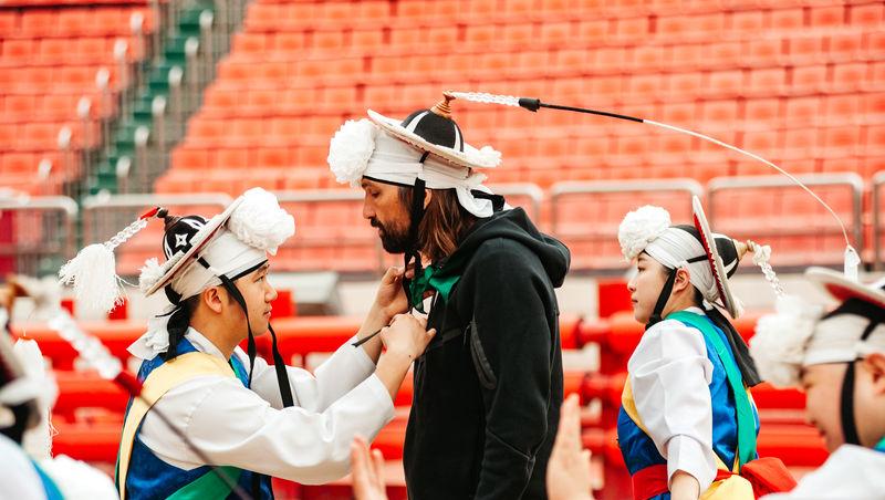 Asia Express sezonul 8, 4 noiembrie 2025. Ce veste au primit concurenții de la Irina Fodor în timp ce își căutau cazare: „Nu cred”