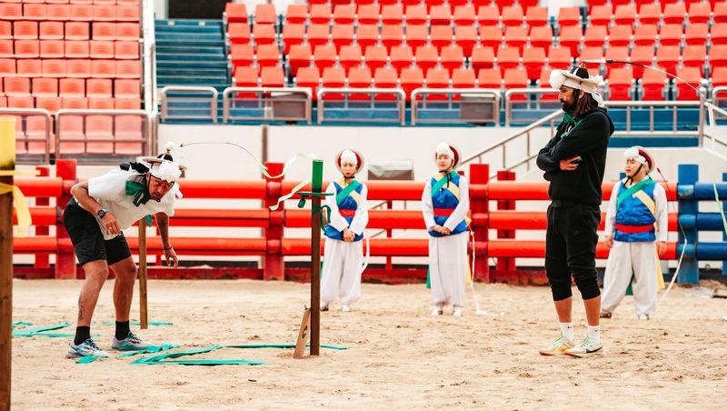 Asia Express sezonul 8, 4 noiembrie 2025. Ce veste au primit concurenții de la Irina Fodor în timp ce își căutau cazare: „Nu cred”