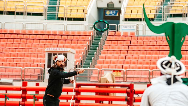 Asia Express sezonul 8, 4 noiembrie 2025. Ce veste au primit concurenții de la Irina Fodor în timp ce își căutau cazare: „Nu cred”