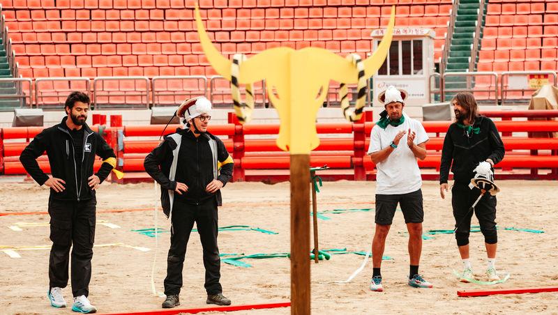 Asia Express sezonul 8, 4 noiembrie 2025. Ce veste au primit concurenții de la Irina Fodor în timp ce își căutau cazare: „Nu cred”